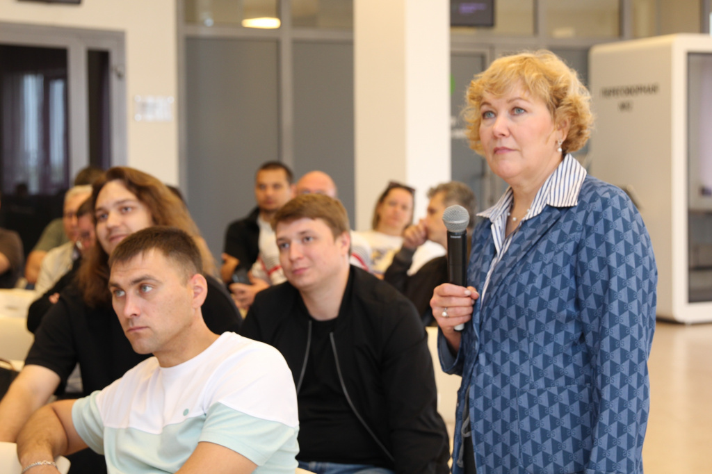 Технологический семинар «Автоматизация процесса производства автокомпонентов из пластмасс» 